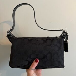 *Rare* Vintage Coach 2005 optic canvas demi baguette